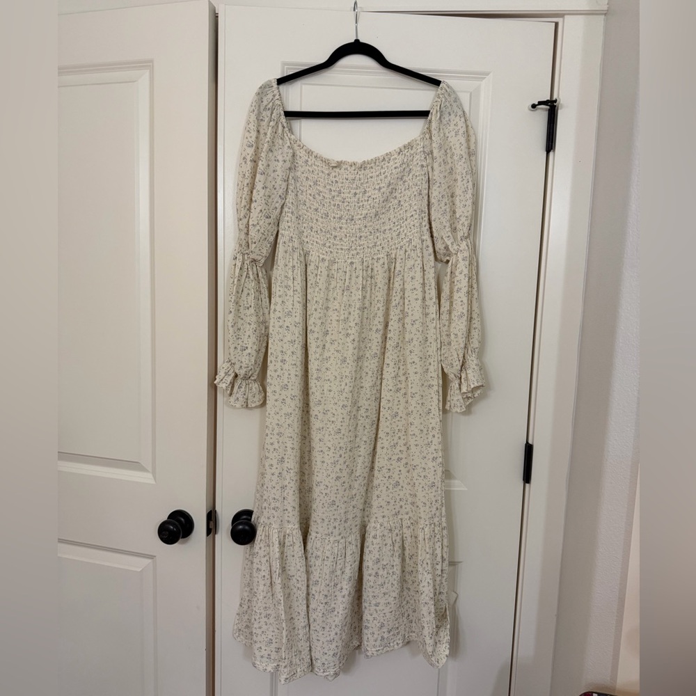 Chic Long Sleeve Cream Floral Dress